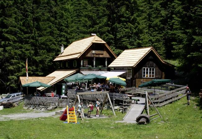 Schwussnerhütte